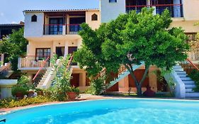 Kipos Hotel